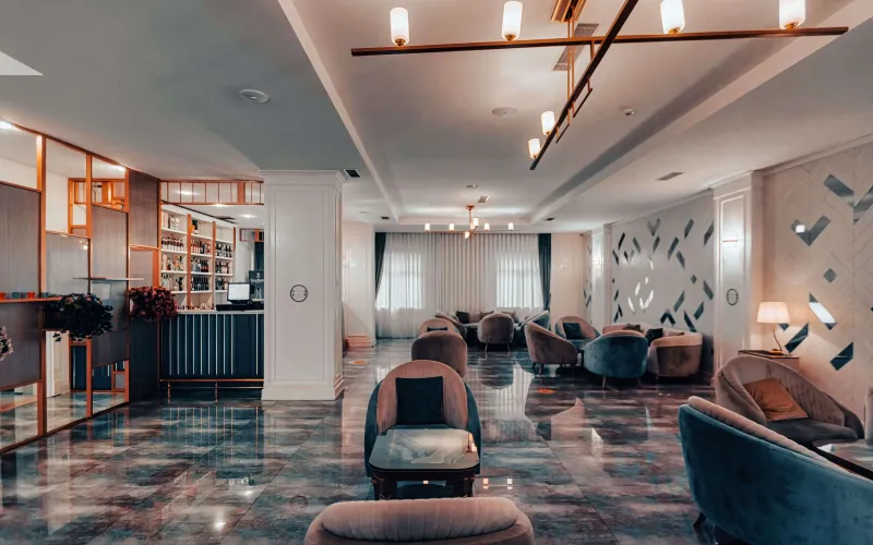 Whether you’re traveling for business, leisure, or a special occasion, Alba Hotel ensures that every moment of your stay is extraordinary.